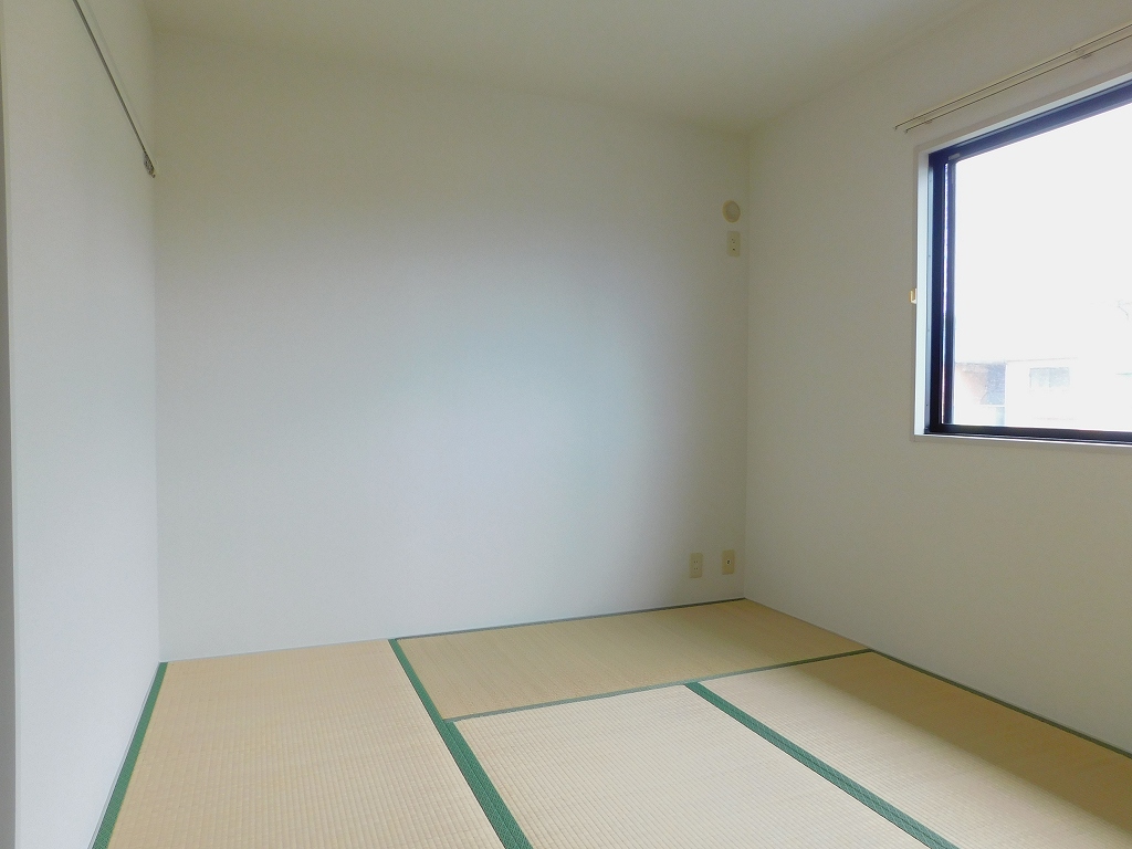 ソレアードTR G棟 DSCN0022