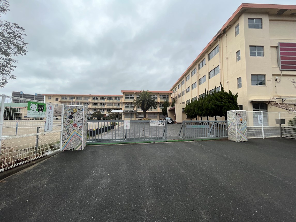 上馬寄スカイハイツ 小学校