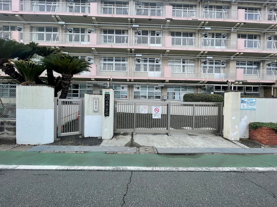 フォーレスト本城Ⅱ 小学校