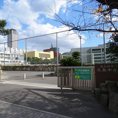 コンプレート金田 中学校