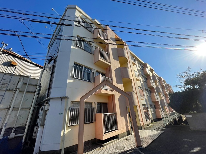 ロイヤルハイツ沼 外観