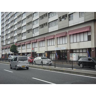アクシオ片野 スーパー