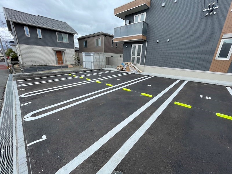 プリメーラ藤原 駐車場