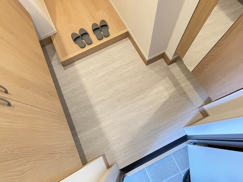 Ｄ－ＲＯＯＭ貴船 玄関