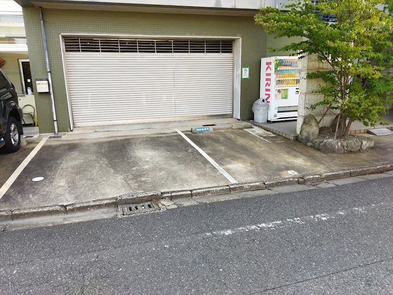 19-Cube 駐車場
