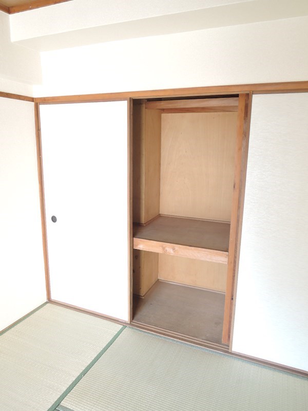 第一白石ビル 収納