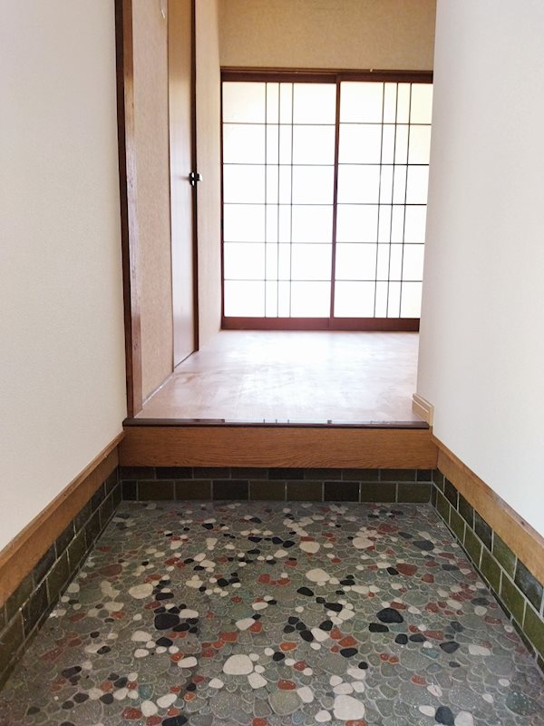 メゾン植田 玄関
