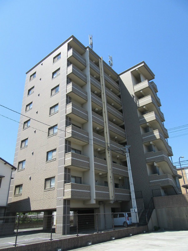 アテッサ南小倉 外観