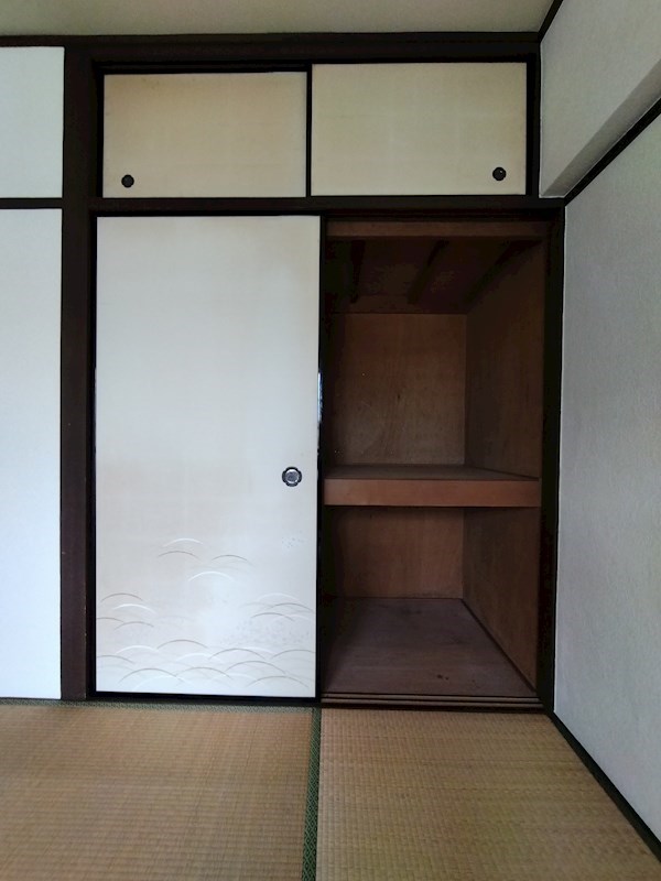 関門スカイプラザビル 収納