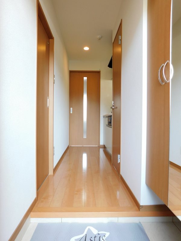 ピエタ 玄関