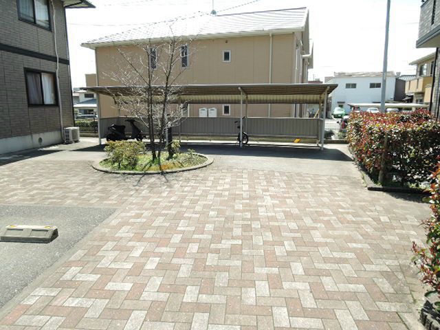 グランドゥールA棟 エントランス