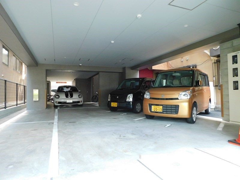 NYCマンション 駐車場