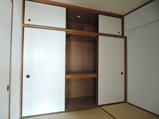CVビル小倉 収納