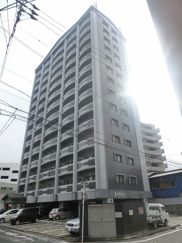 ロイヤルエレガンス 外観