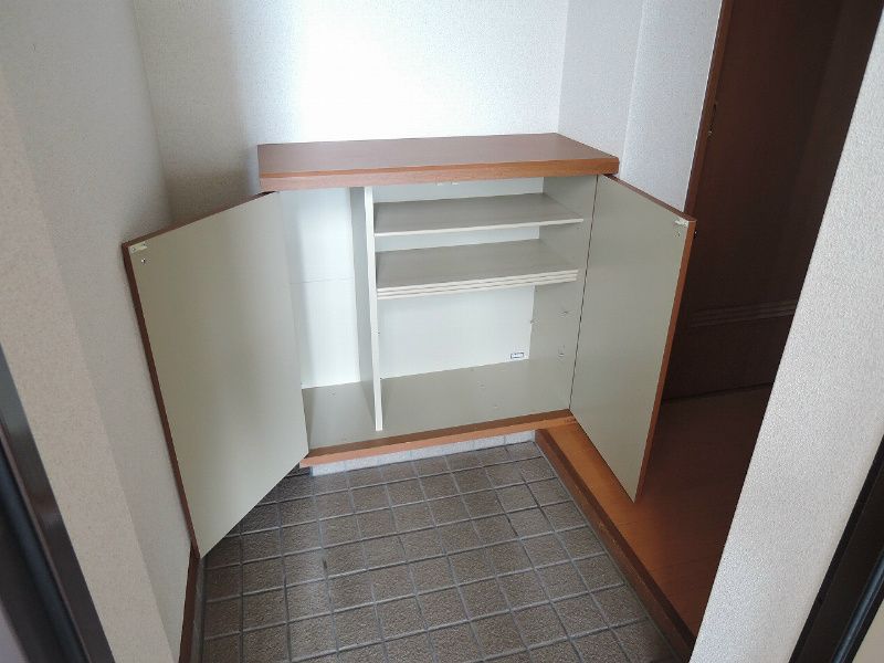 シャトーＫ葛原 収納