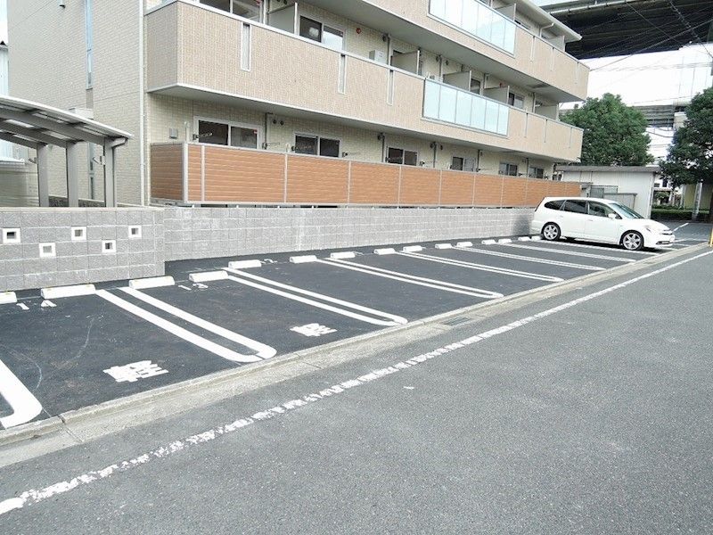 M・K・K北方 駐車場