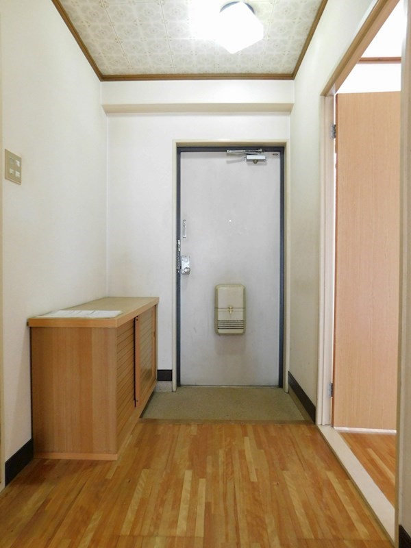サンハイツ石本 玄関