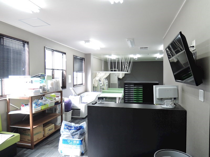 下富野五丁目20番店舗 中の家具類は撤去いたします。