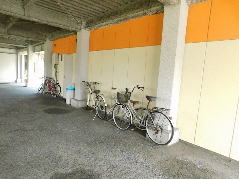 末廣ハイツ 駐車場