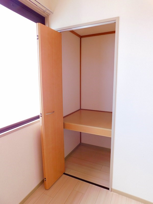 クレール長尾 収納