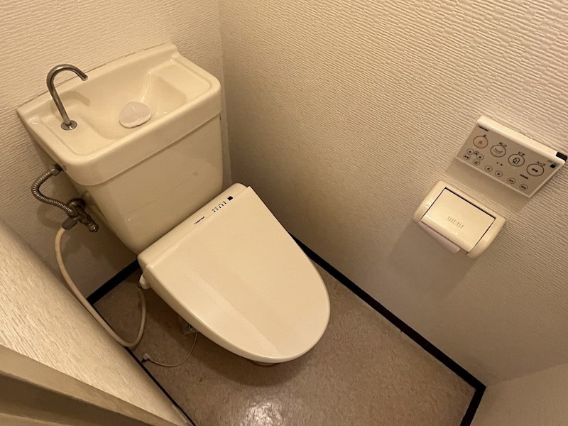 サンライフ三萩野B棟 トイレ