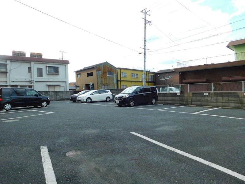コーポ森川 駐車場
