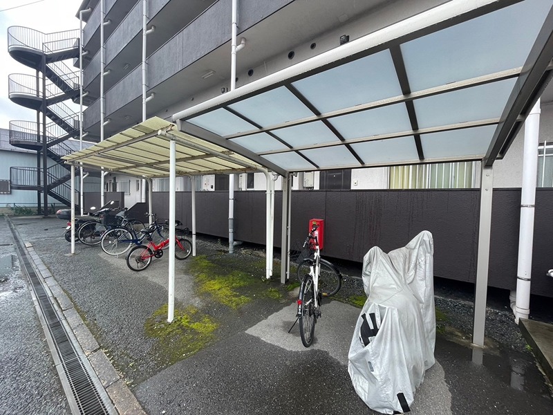 杏林ビル 駐車場