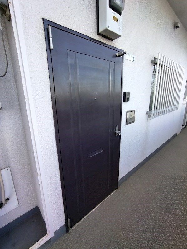 杏林ビル 玄関