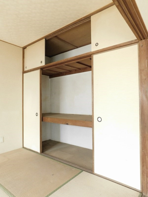 コーポ風 収納