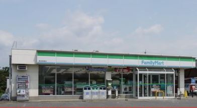 ソレールヴィラ・クレスト ﾌｧﾐﾘｰﾏｰﾄ 八幡御開店