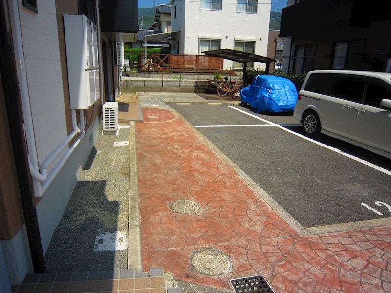クロワール2000　B棟 エントランス