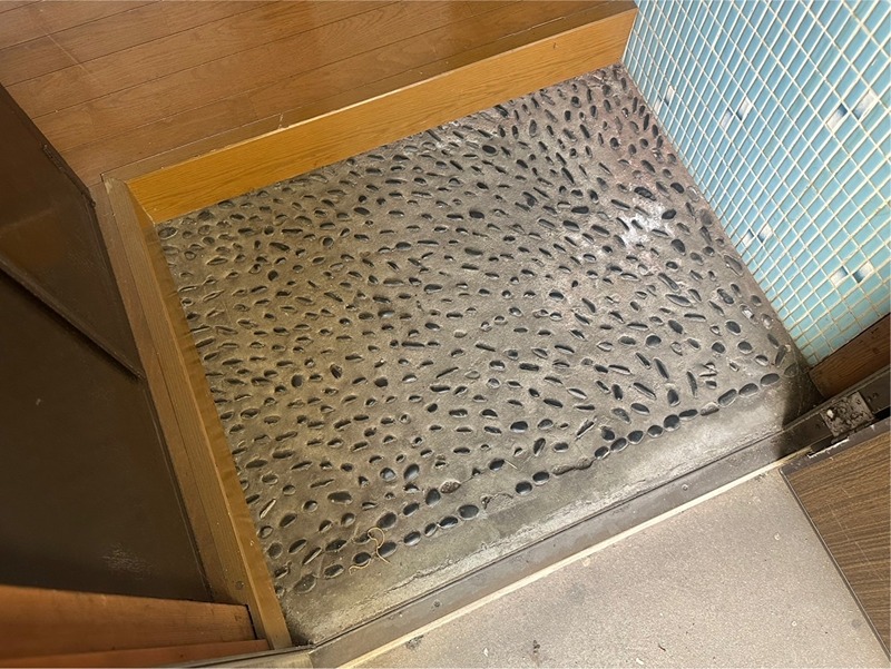 コーポたかみ 玄関
