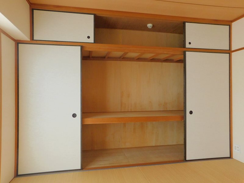 朝日イーストビル 収納
