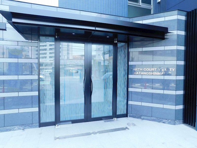 アースコートY’sシティ片野新町 エントランス