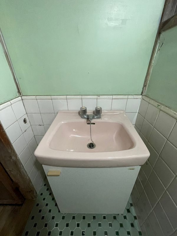 庄司町6番貸家 洗面所