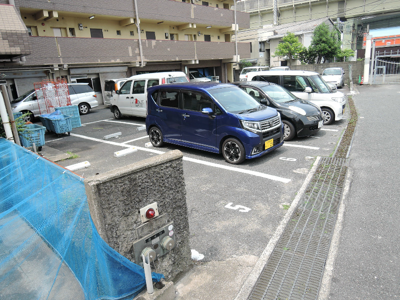 メモリープラザ小倉 駐車場