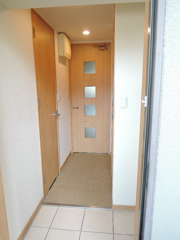 リード大手町 玄関