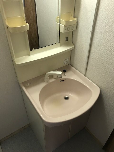 東台良町21番貸家 洗面所