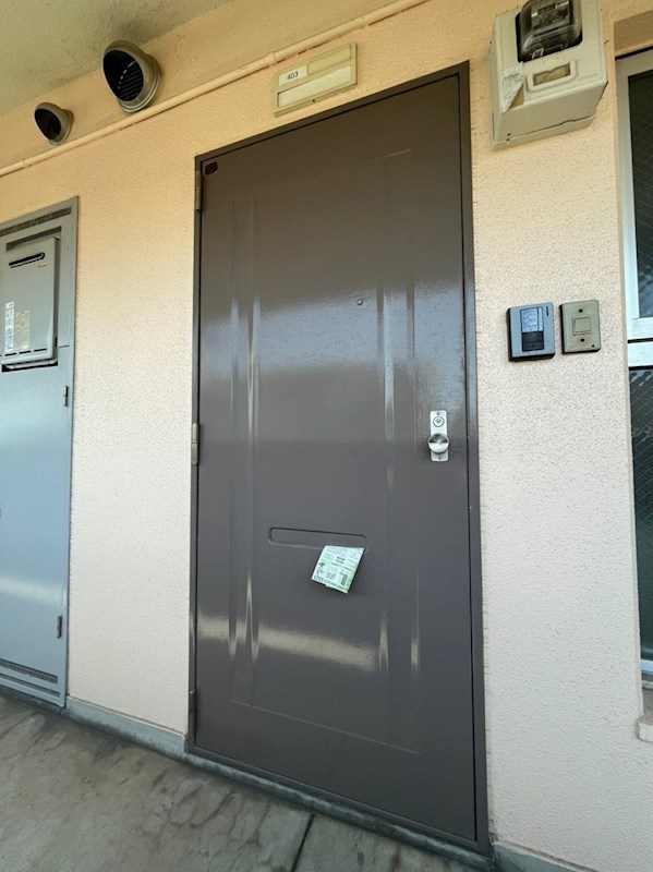 山和ビル 玄関