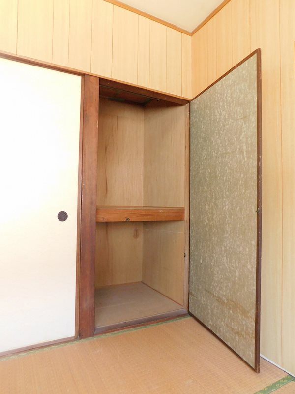 平和荘 収納