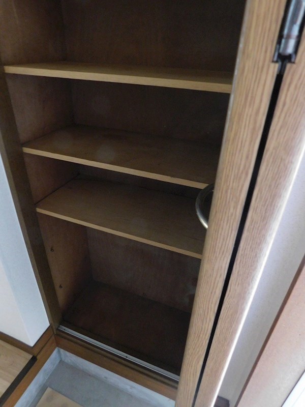 アーバンハイツ瓜生A棟 ※同タイプ・別部屋の写真です。現状を優先させていただきます。