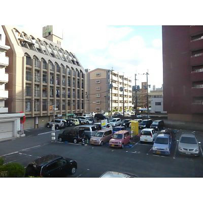 オベリスク常岡 駐車場