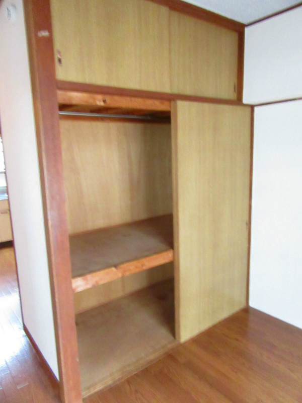 小林ビル 収納
