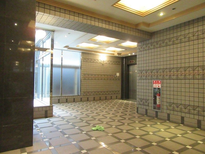ニューサンリバー12番館 エントランス
