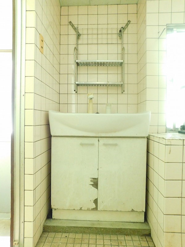 中吉田5丁目貸家 洗面所