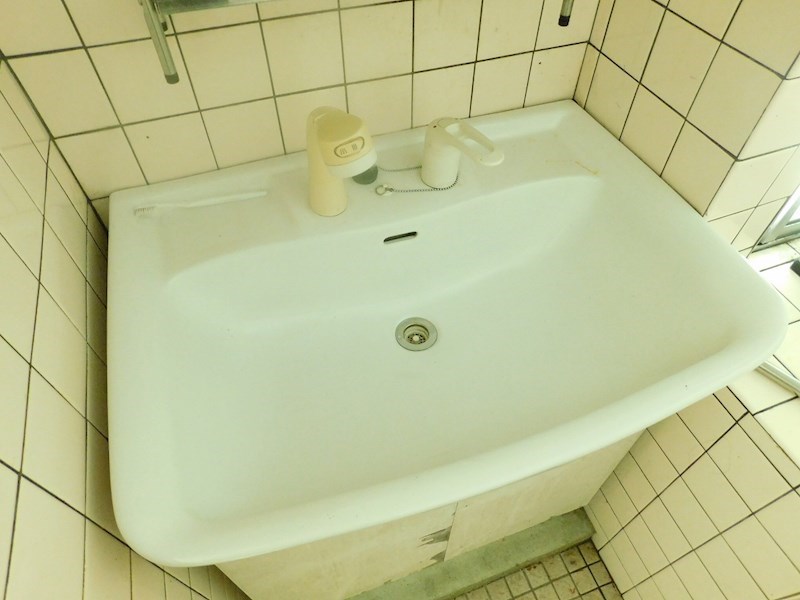 中吉田5丁目貸家 洗面所