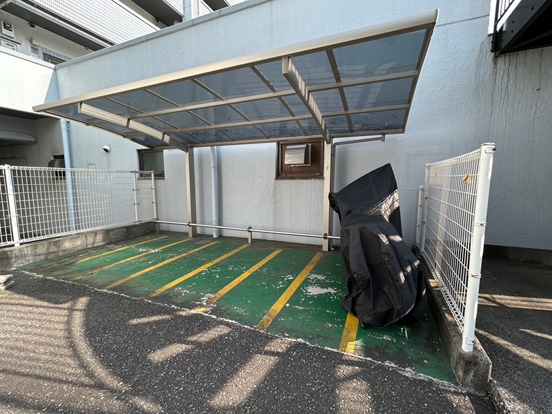 第七泰平ビル 駐車場