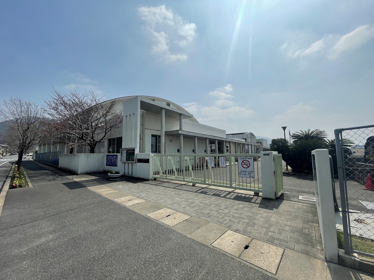 オアシス上津役 北九州市立大原小学校