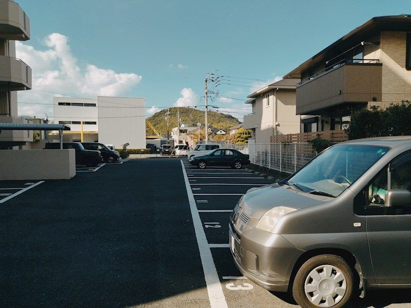 ハーベスト守恒 駐車場