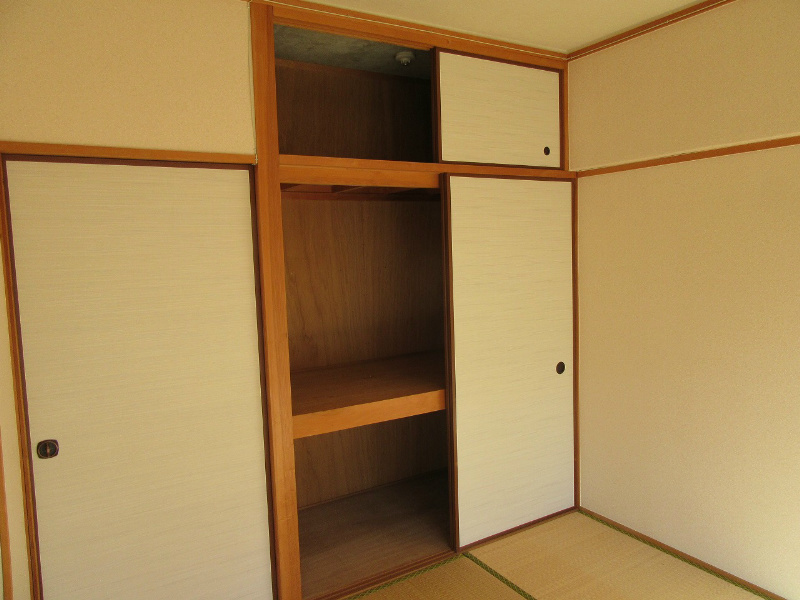 足立インターハイツ 収納
